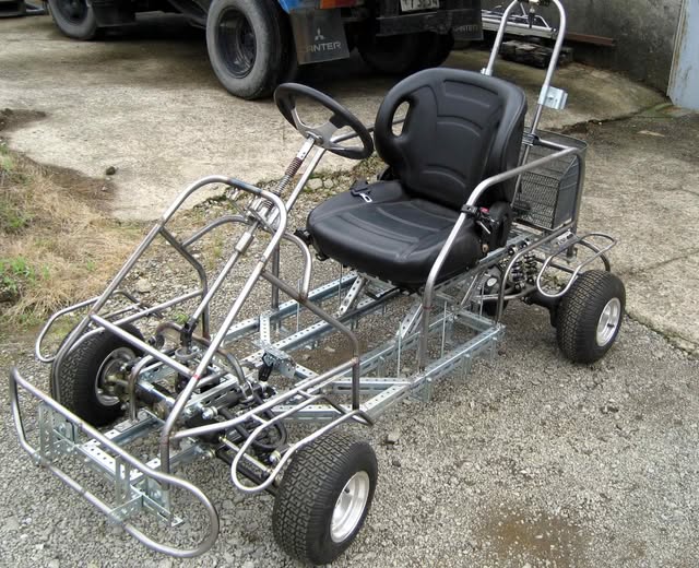 いくつになっても工作少年 シルバーファイター 2号車